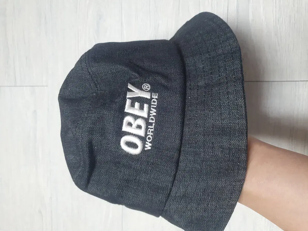 OBEY 오베이 버킷 모자 벙거지